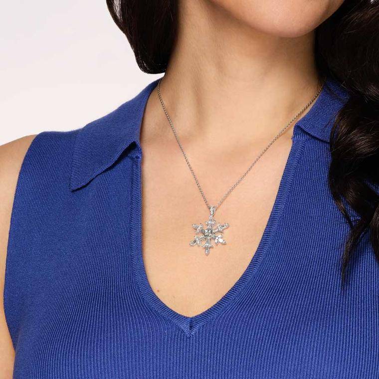Hirsh diamond and platinum Snowflake pendant