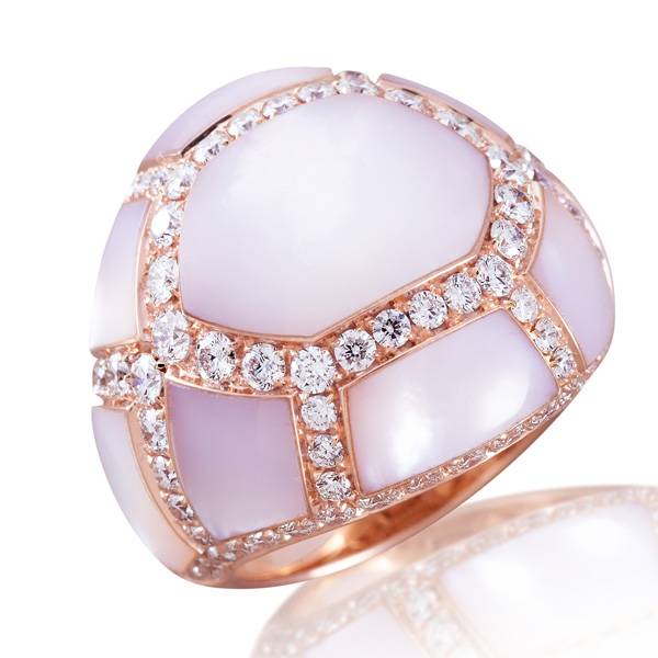 Picchiotti mother of pearl ring
