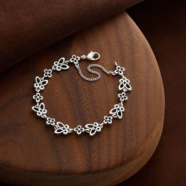James Avery May DFA