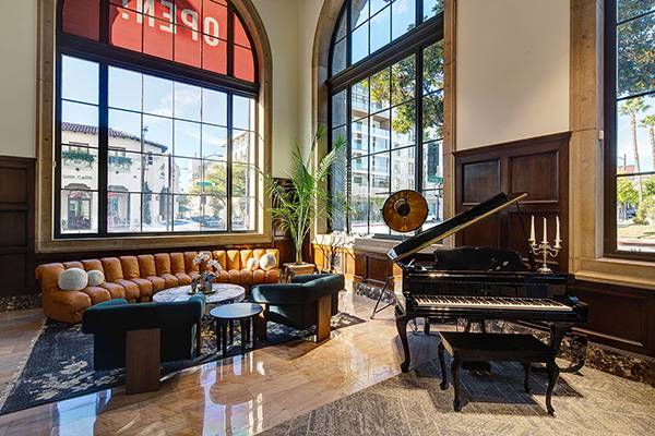 Robbins Brothers Pasadena lounge
