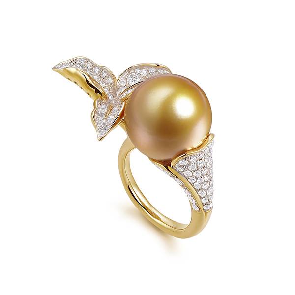 Grace Tang pearl ring