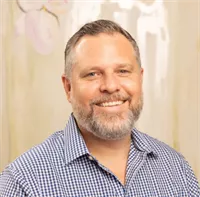 Jay Bartlett has resigned as a director of the Jewellers Association of Australia.