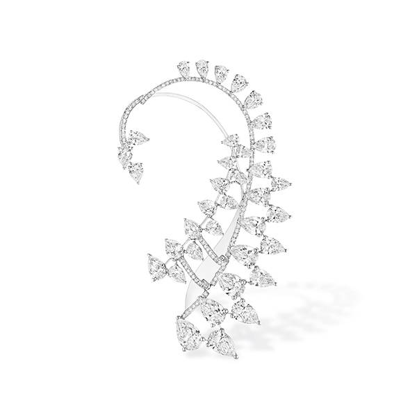 Messika Feather earcuff Grammys