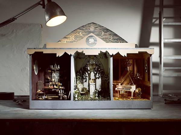 Cece Jewelry Dollhouse three rooms