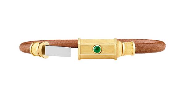 Marie Lichtenberg lasso emerald