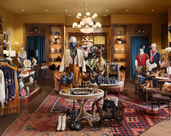 Yellow Rose Dallas interior
