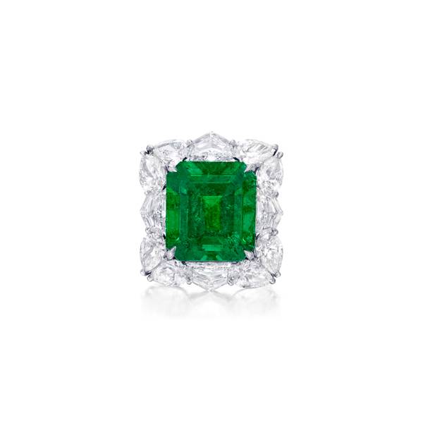 emerald diamond ring