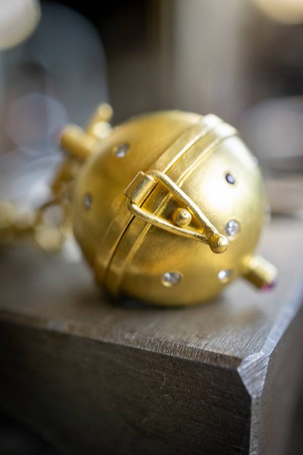 Dale Hernsdorf Mars orb locket