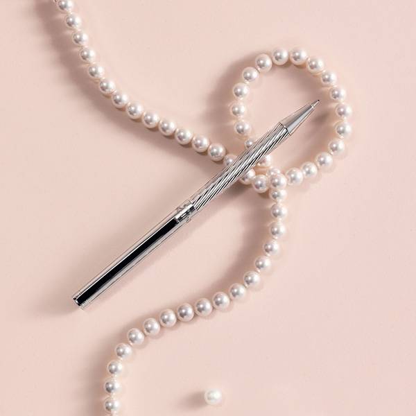 ST Dupont Jackie pen