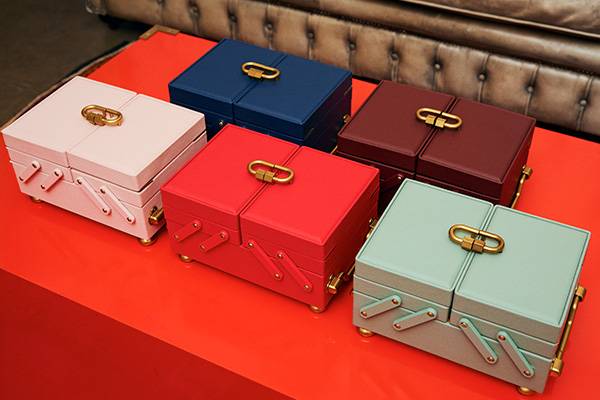 Wolf Marla Aaron boxes