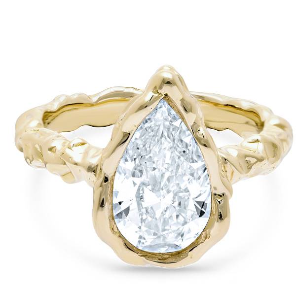 House of Klara Adara ring