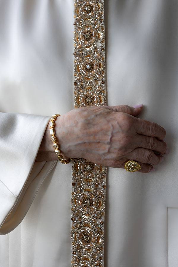 Guistina Pavanello Rahaminov hands
