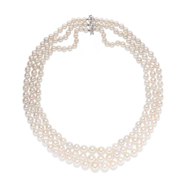 pearl necklace