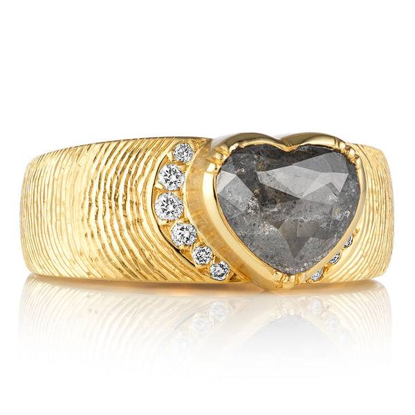 Brooke Gregson Artemis heart ring
