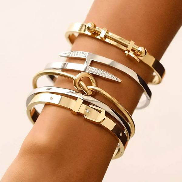 artizan joyeria bracelet stack