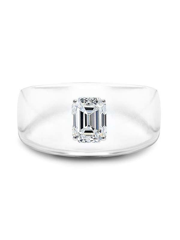 Solo For Diamonds clear resin ring