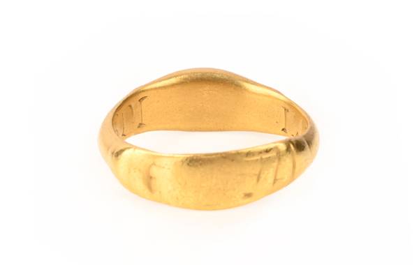 woolley wallis ring