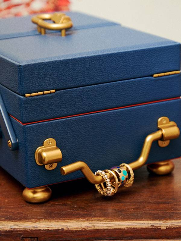 Marla Aaron Box detail