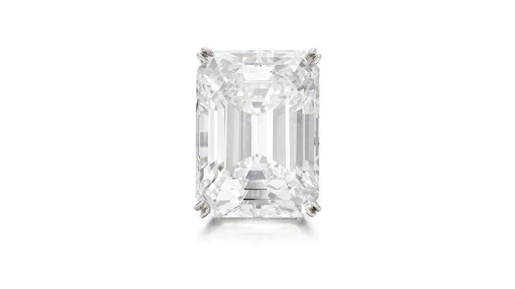 Ring bearing an emerald-cut internally flawless diamond at the Sotheby’s High Jewelry sale in Geneva image