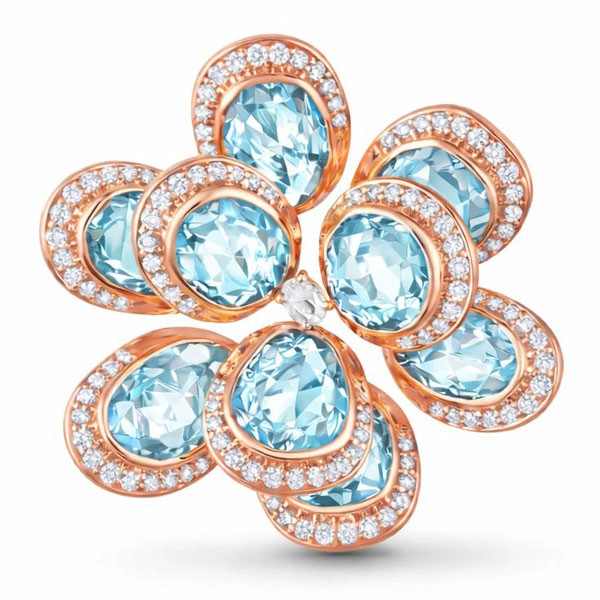 Rosette flower pendant