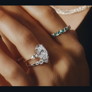Nadia Diamond Ring in 18K White Gold