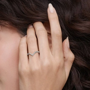 Elongated Chiara Diamond Ring (1/3 ct. tw.)