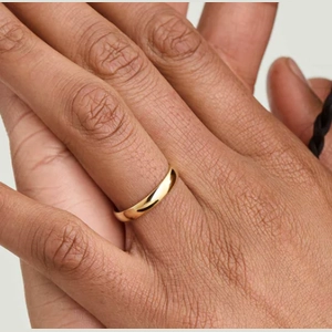 4mm Curve Band 14k Yellow Gold