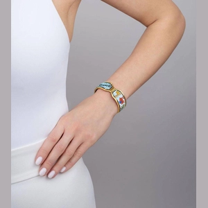 Clasp Bangle Contessa