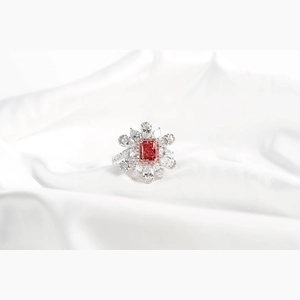 Red Radiant Diamond Ring
