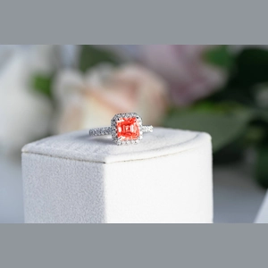 Red Asscheer Diamond Ring