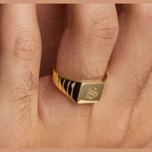 Square Signet Ring 14k Yellow Gold