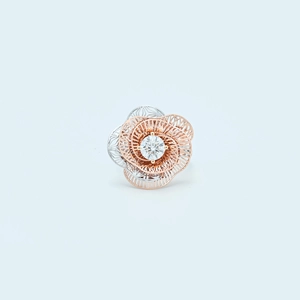 Flower Round Diamond Ring
