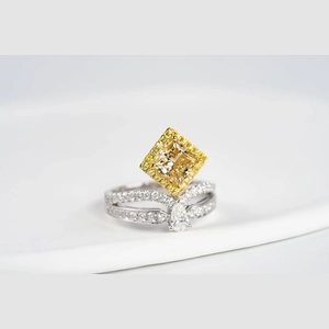 Yellow Princess Diamond Ring