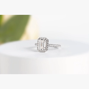 Emerald Diamond Ring