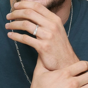 Mobius 5mm Wedding Ring