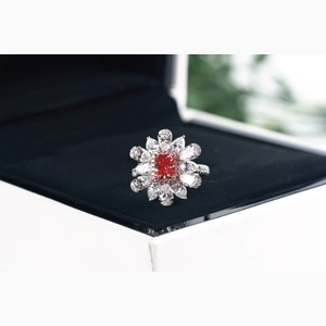 Red Radiant Diamond Ring