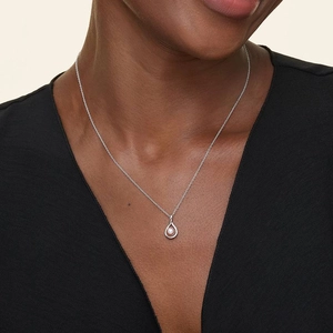 SilverRose Cultured Freshwater Pearl Twist Pendant (6mm)