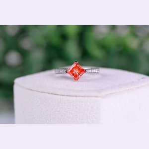 Red Asscheer Diamond Ring