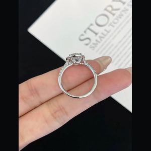 Classic Round Diamond Ring