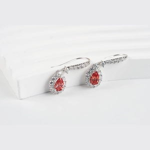 Red Pear Diamond Earings