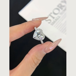 Classic Heart Diamond Ring