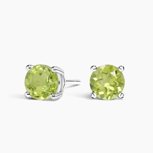Solitaire Peridot Stud Earrings in Silver