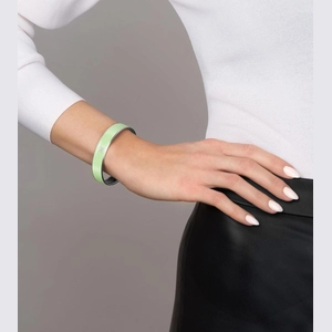 Bordered Bangle Miss