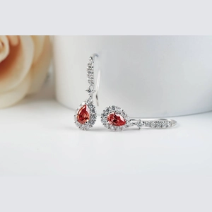 Red Pear Diamond Earings