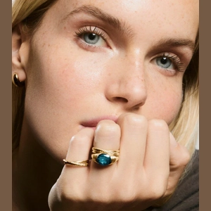 Sia Birthstone Bracelet  4.2  $128 Material  18k Gold Vermeil