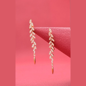 Leaf Pear/Round Diamond Earring