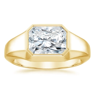 Haiden Bezel Ring in 18K Yellow Gold