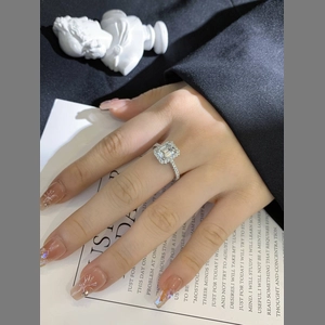 Classic Emerald Diamond Ring