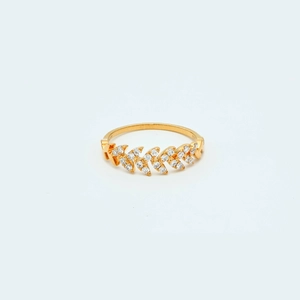 V Shape Round Diamond Ring