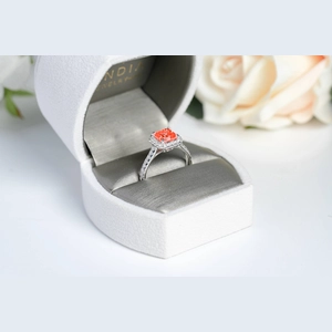 Red Asscheer Diamond Ring